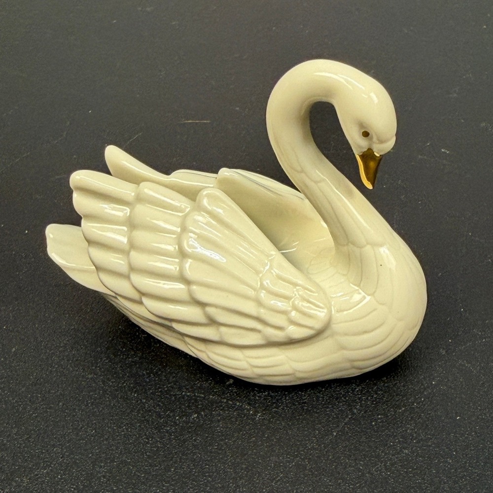 Vintage Lenox Swan Figurine 24K Gold Accents Place Card Holder/Cake Topper